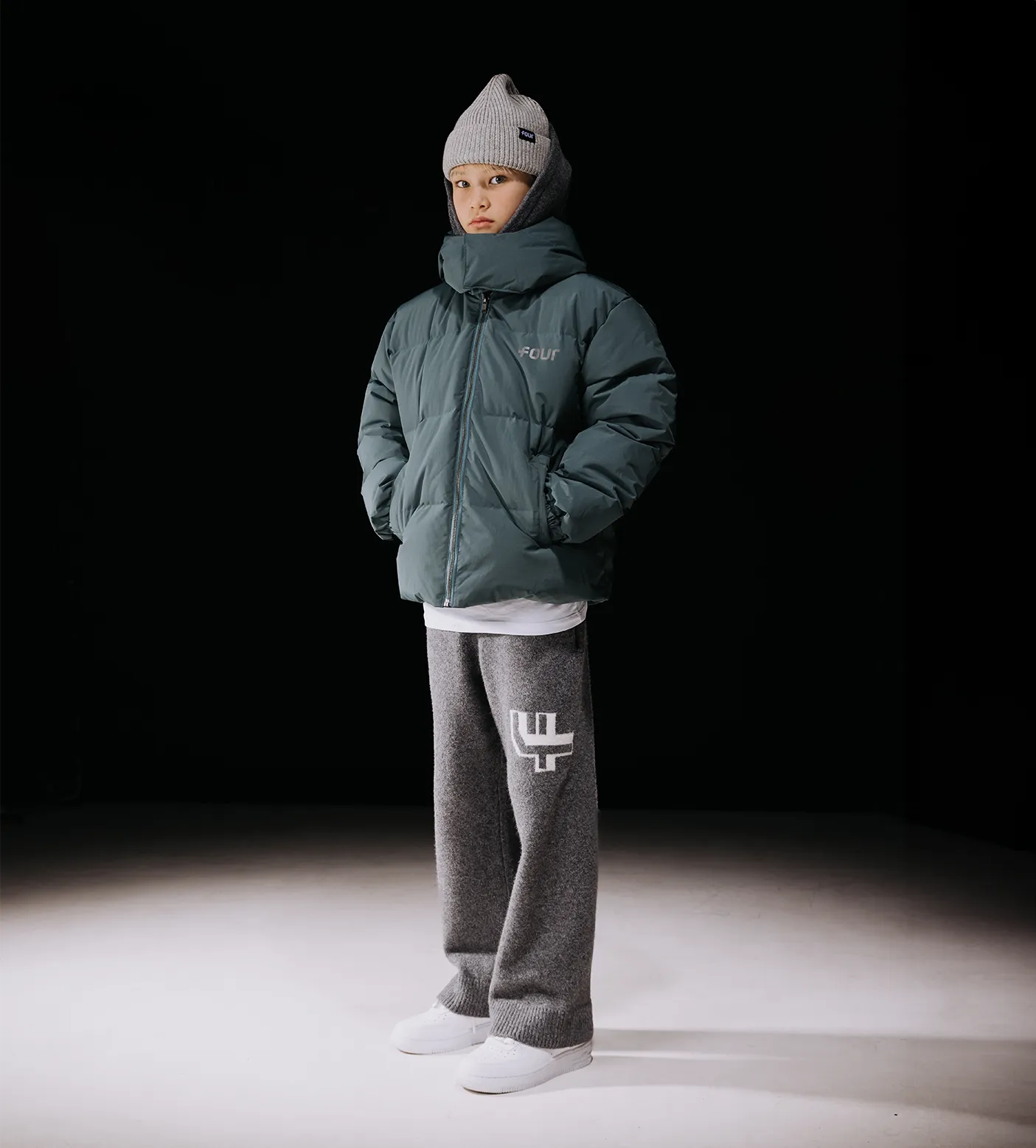 Knitted Pants Dark Grey