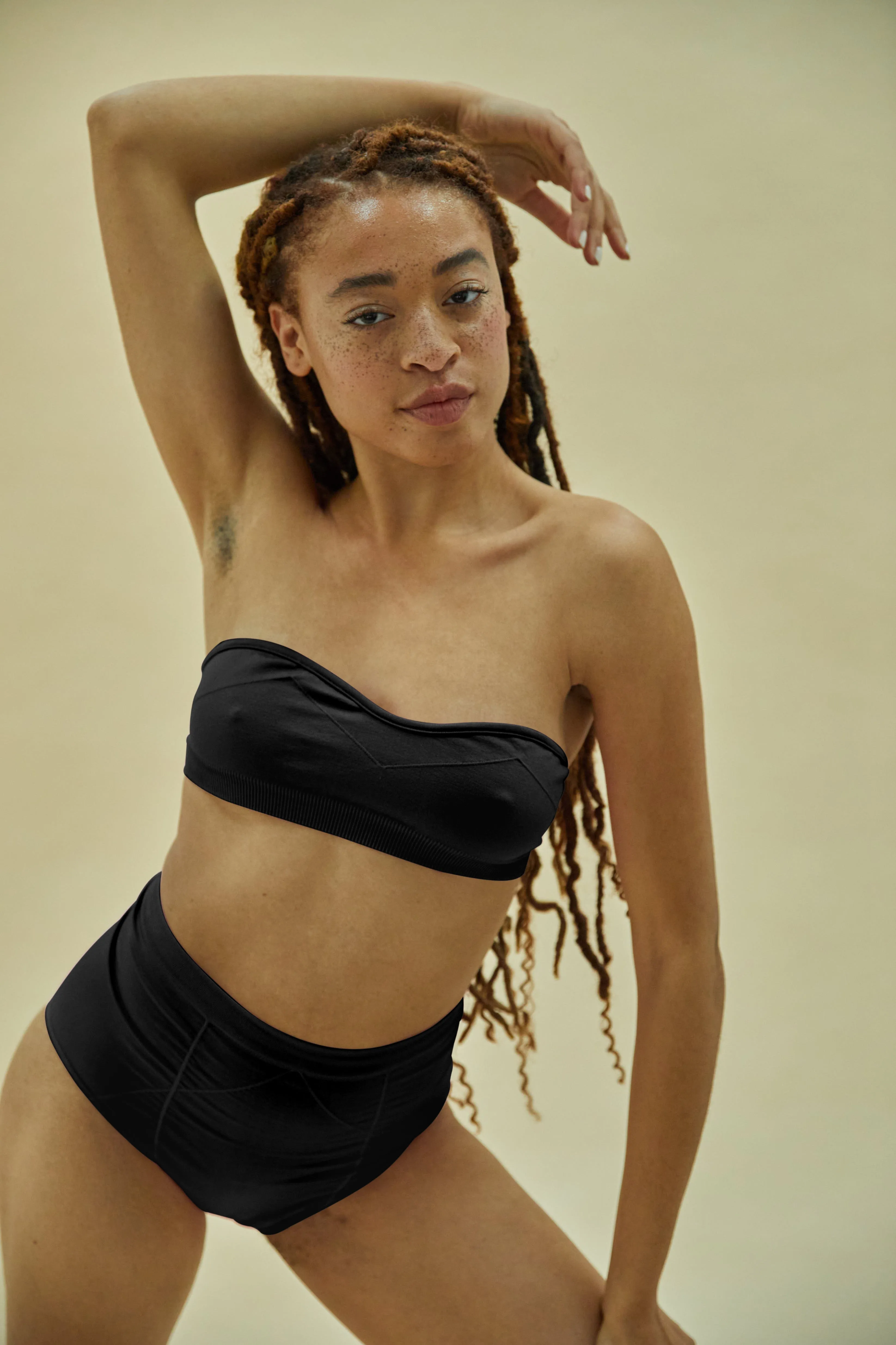 VITALISED Bandeau Bra Top | Black